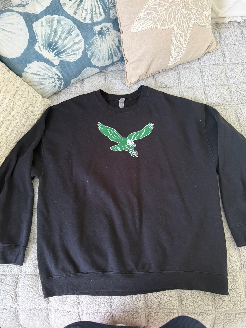 Gildan Black Crewneck Sweatshirt with Green Eagle Graphic